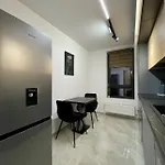 Апартаменты Lakeside *