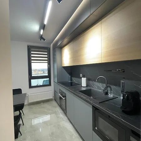 Lakeside Apartment Cluj-Napoca *